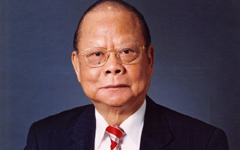 梁文根低调非常突出